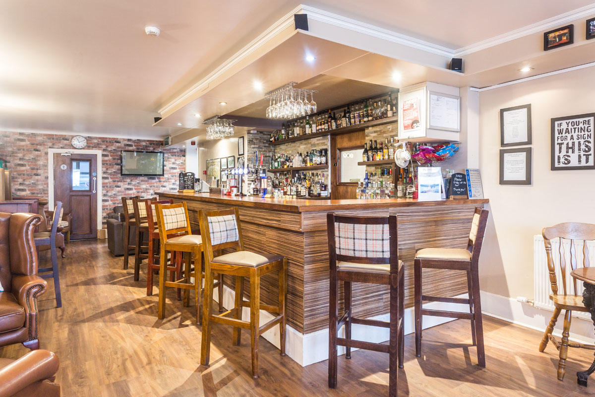 the bar at lamlash bay hotel